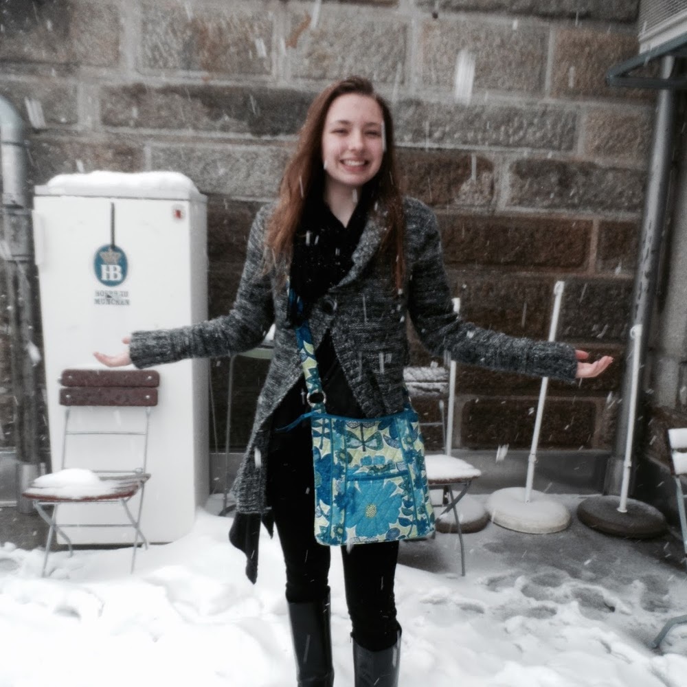 Meet your Posher, Laura